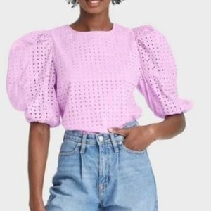 Women's Short Puff Sleeve Eyelet Top Light Purple Small